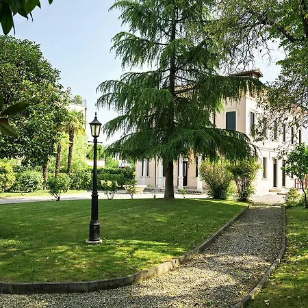 B&B Villa Romano 4*